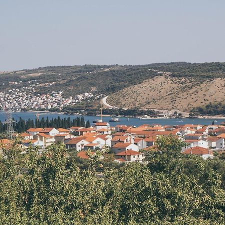 Apartment Andrea Trogir Exteriör bild