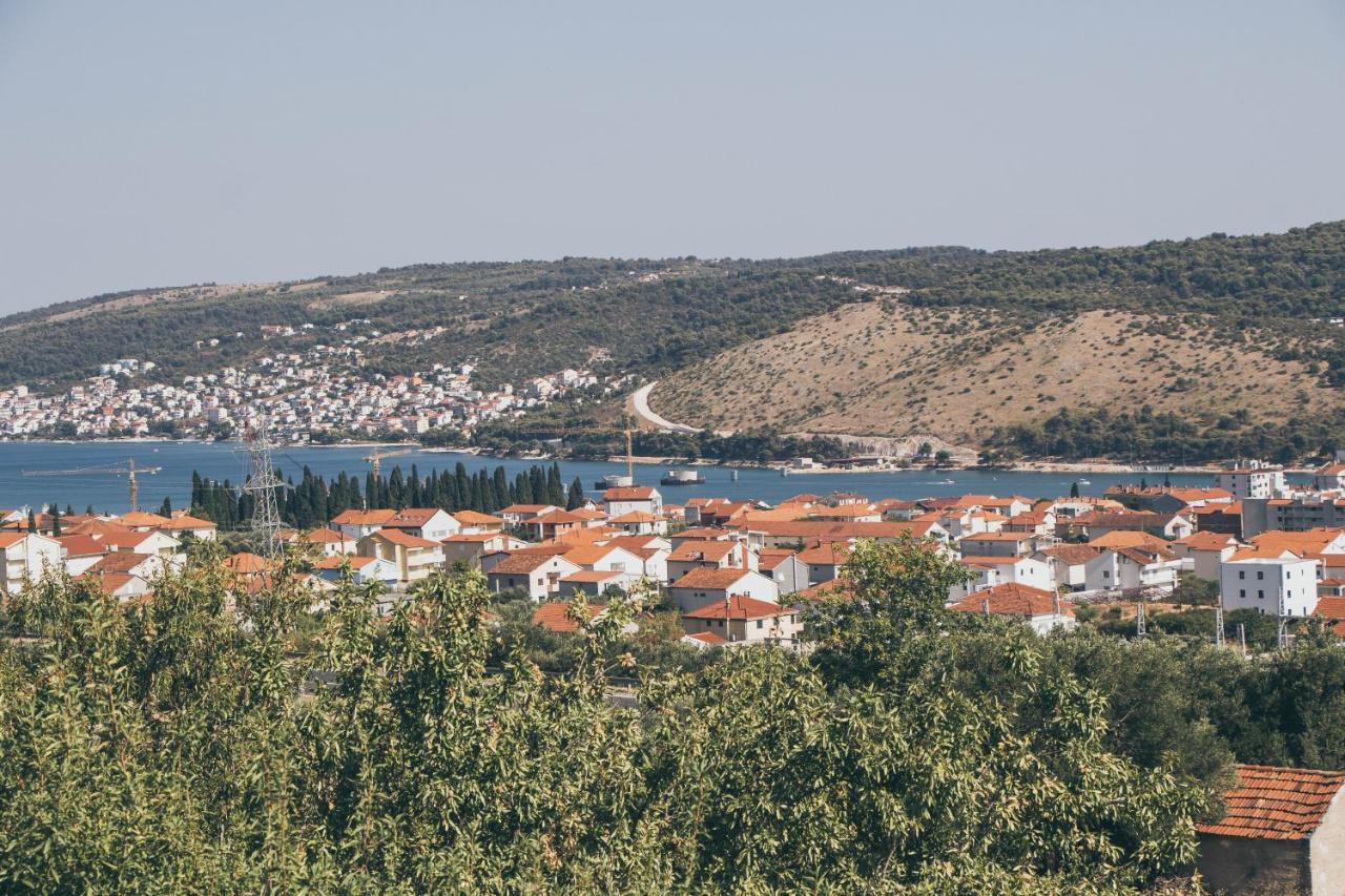 Apartment Andrea Trogir Exteriör bild