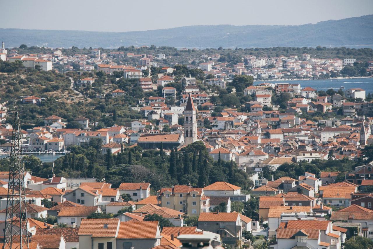Apartment Andrea Trogir Exteriör bild
