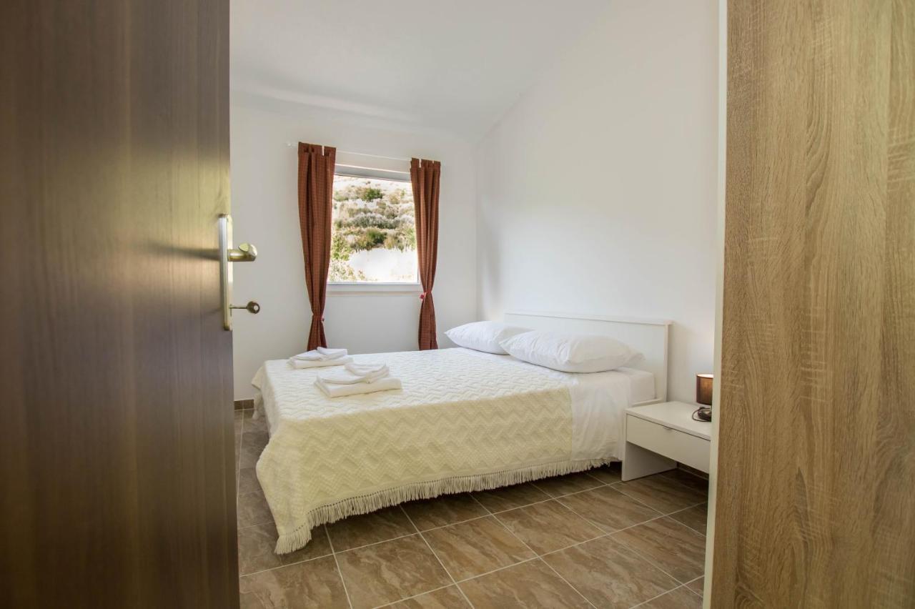 Apartment Andrea Trogir Exteriör bild