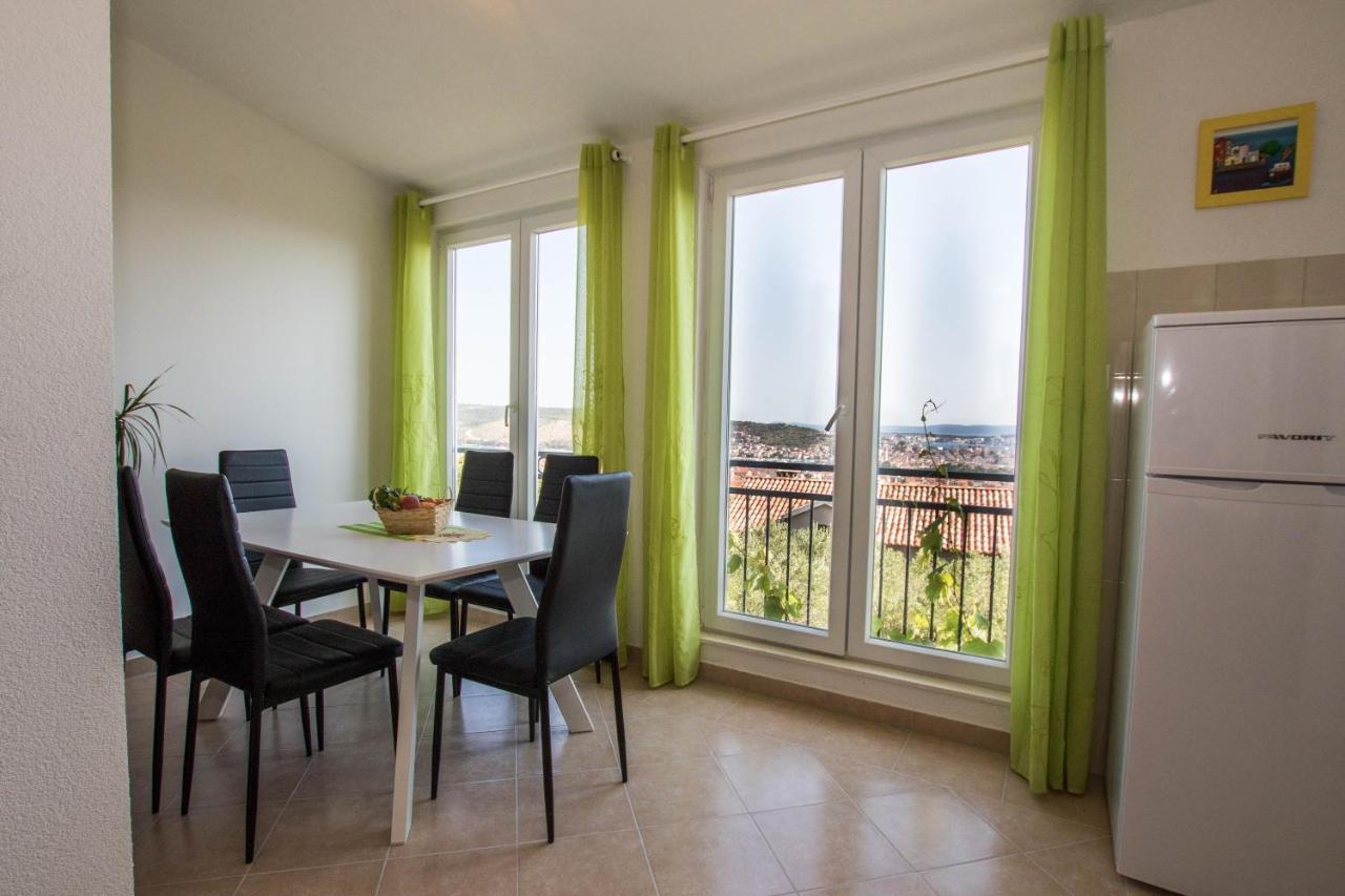 Apartment Andrea Trogir Exteriör bild